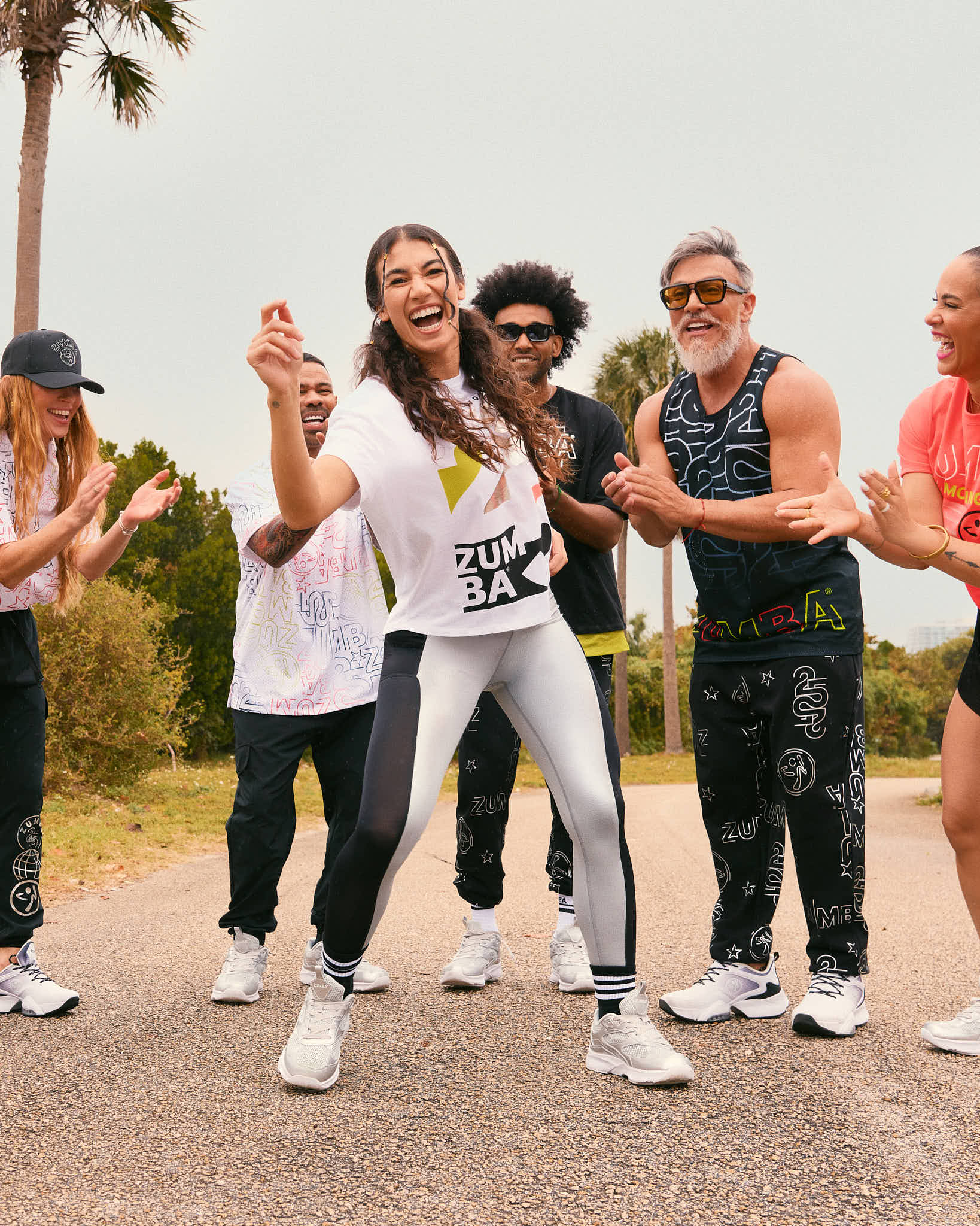 Biały T-shirt z nadrukiem