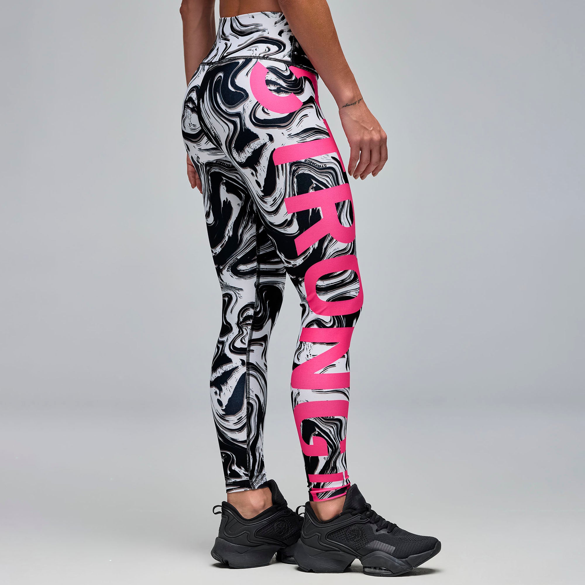 Legginsy marmurkowe czarno-białe