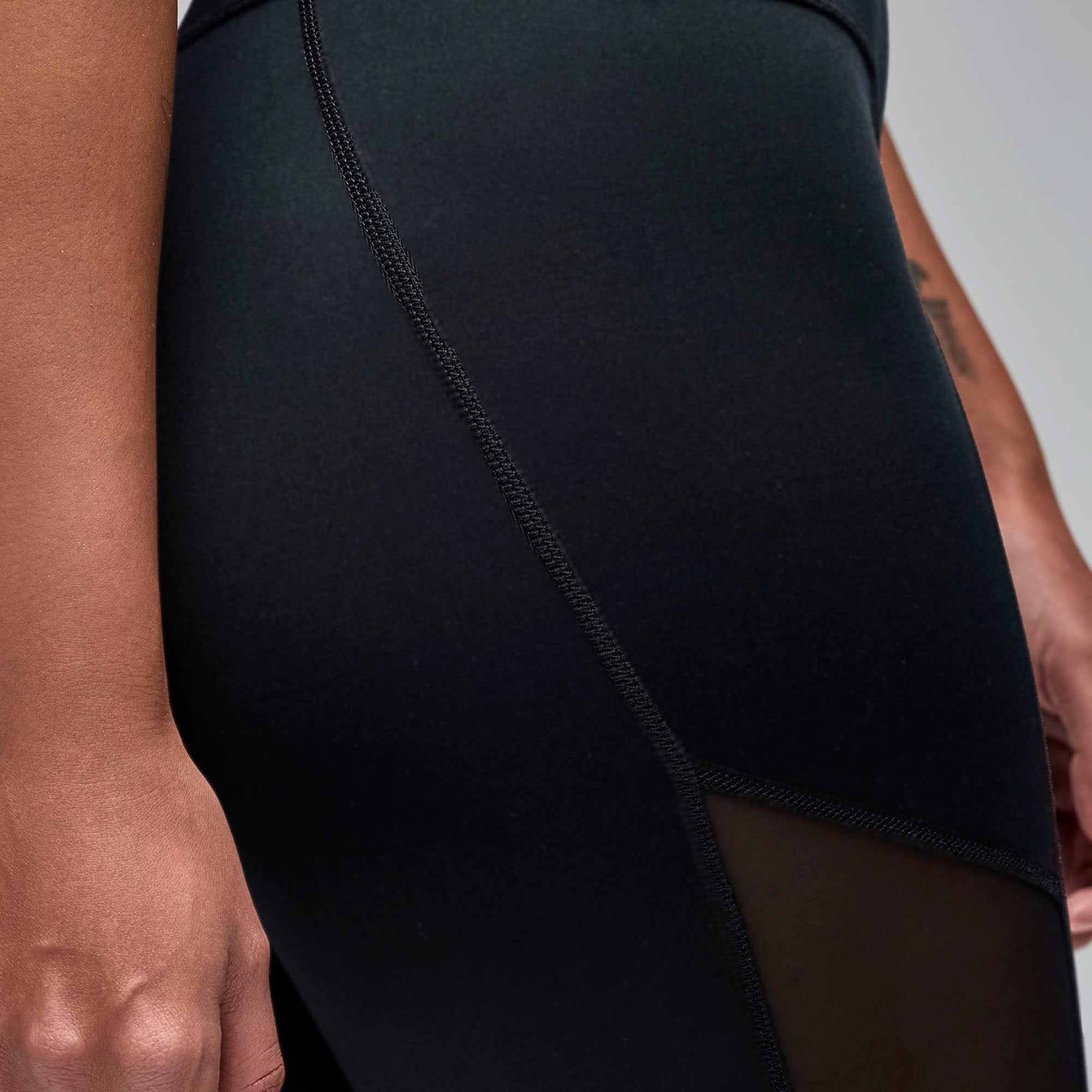 Legginsy czarne z siateczką