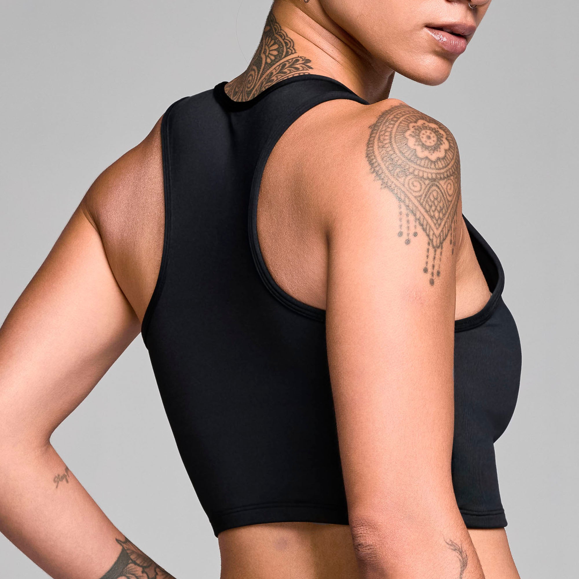 Crop top STRONG iD
