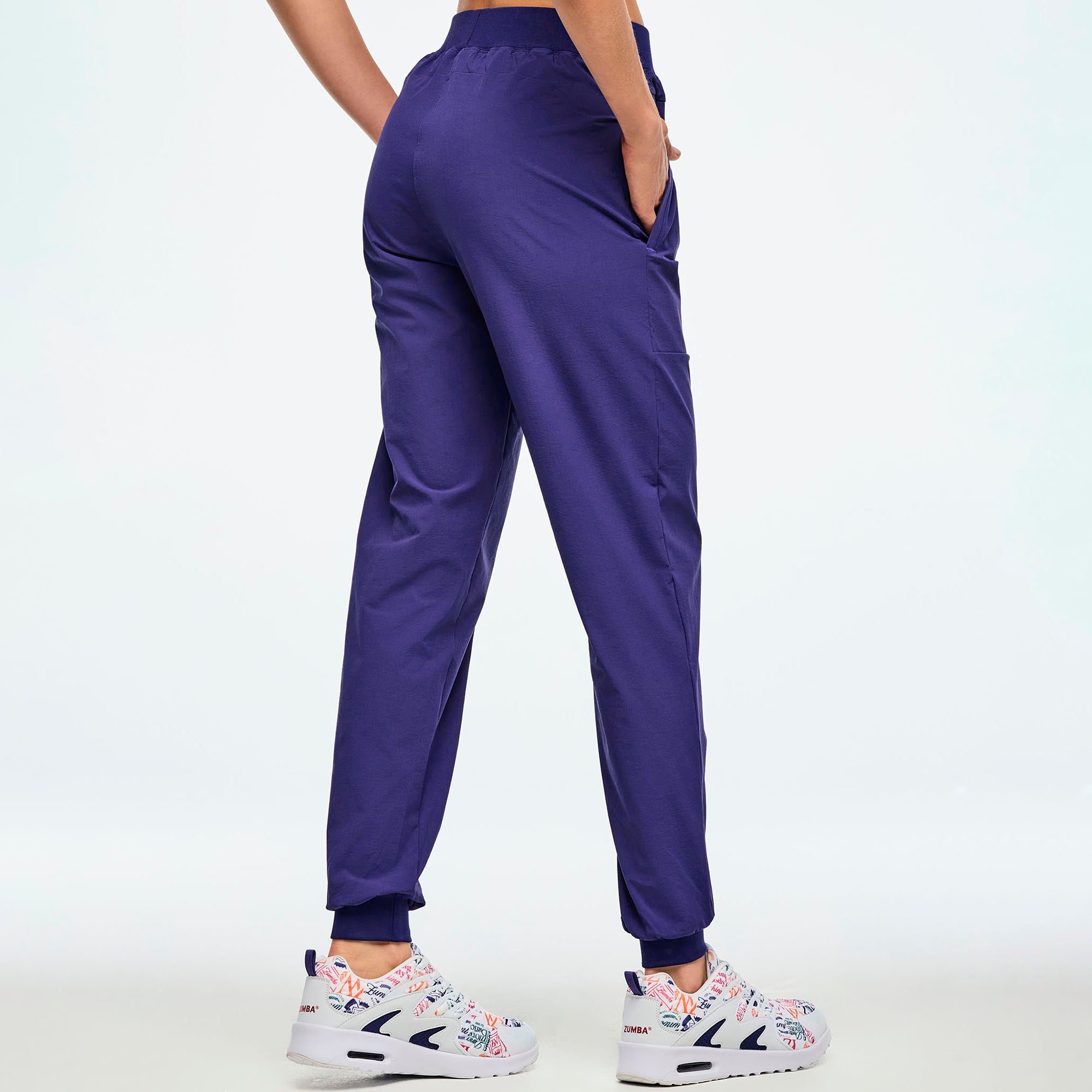 Spodnie joggers Zumba Class of 2001