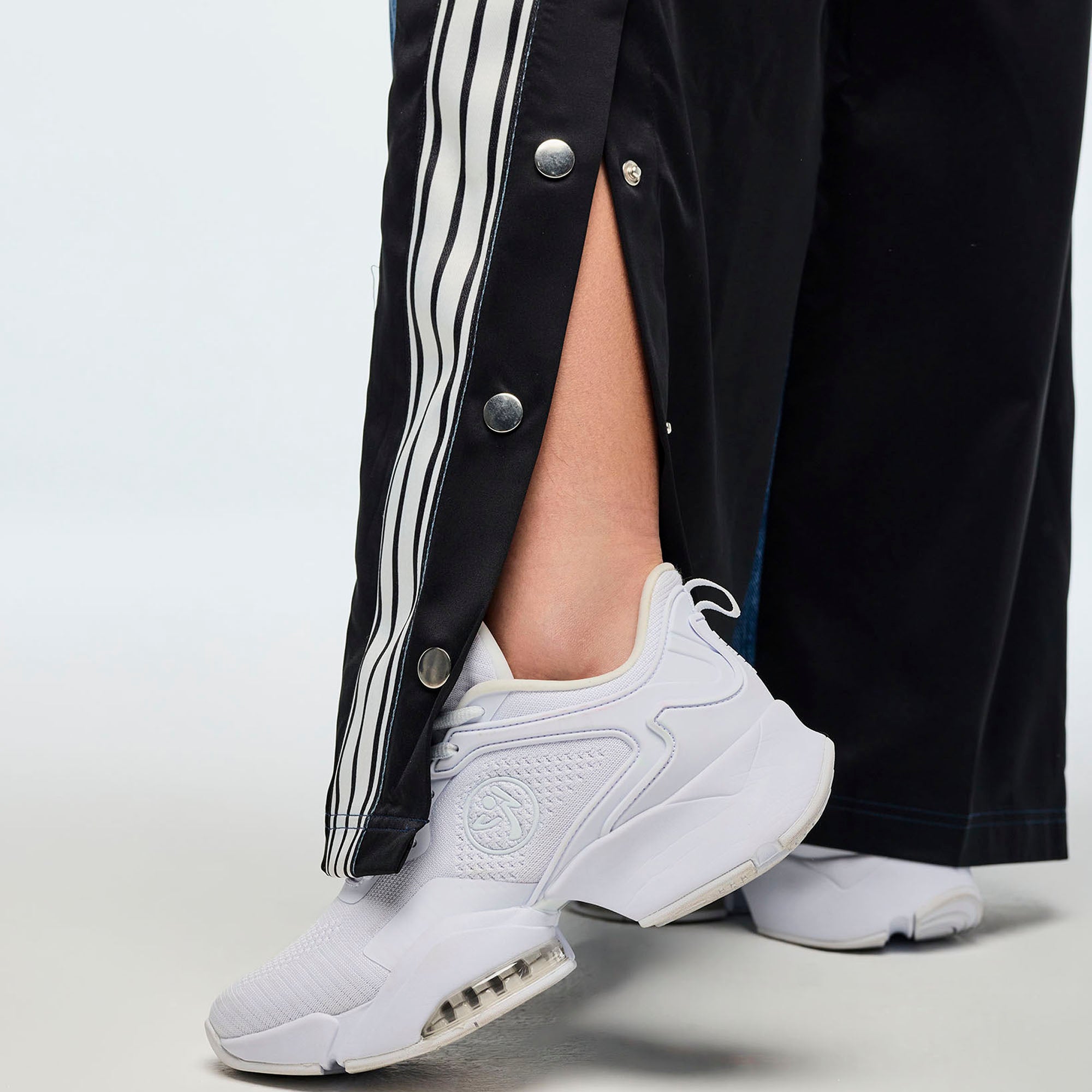 Spodnie unisex z szeroką nogawką Zumba ZW