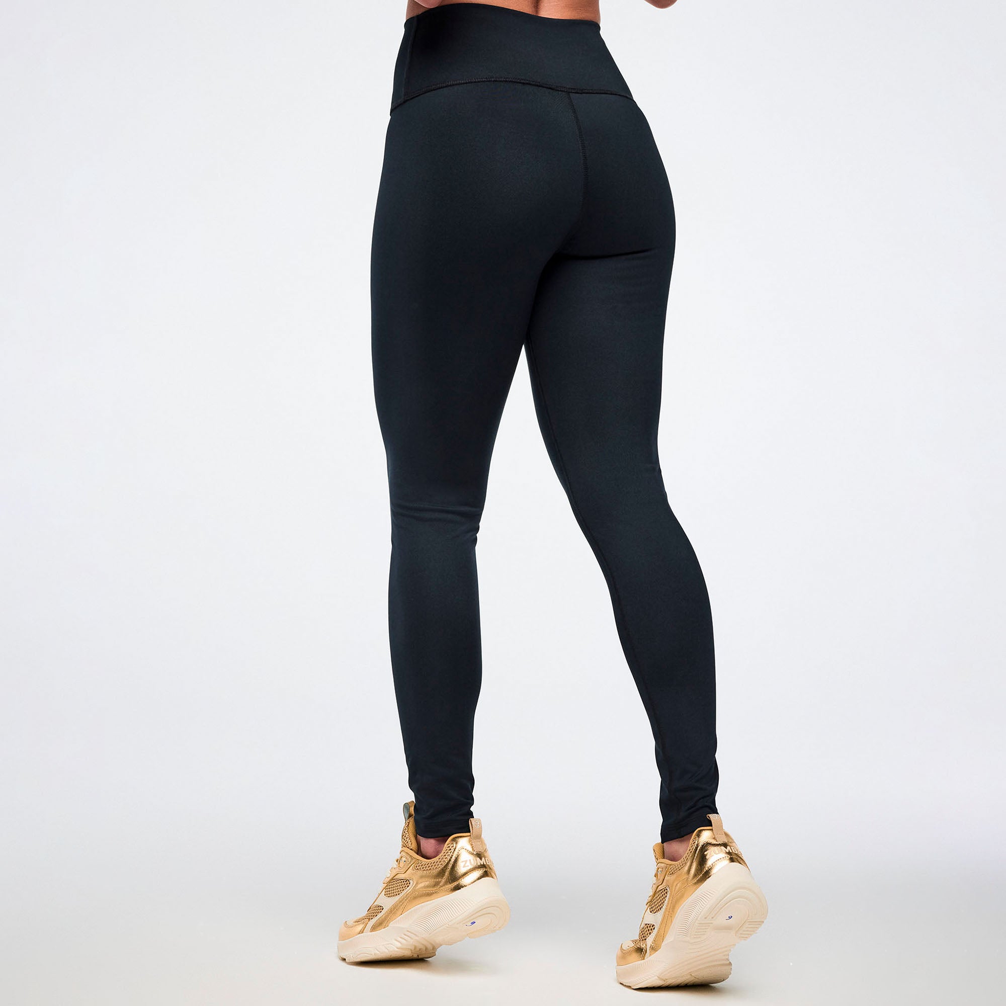 Czarne legginsy z wysokim stanem