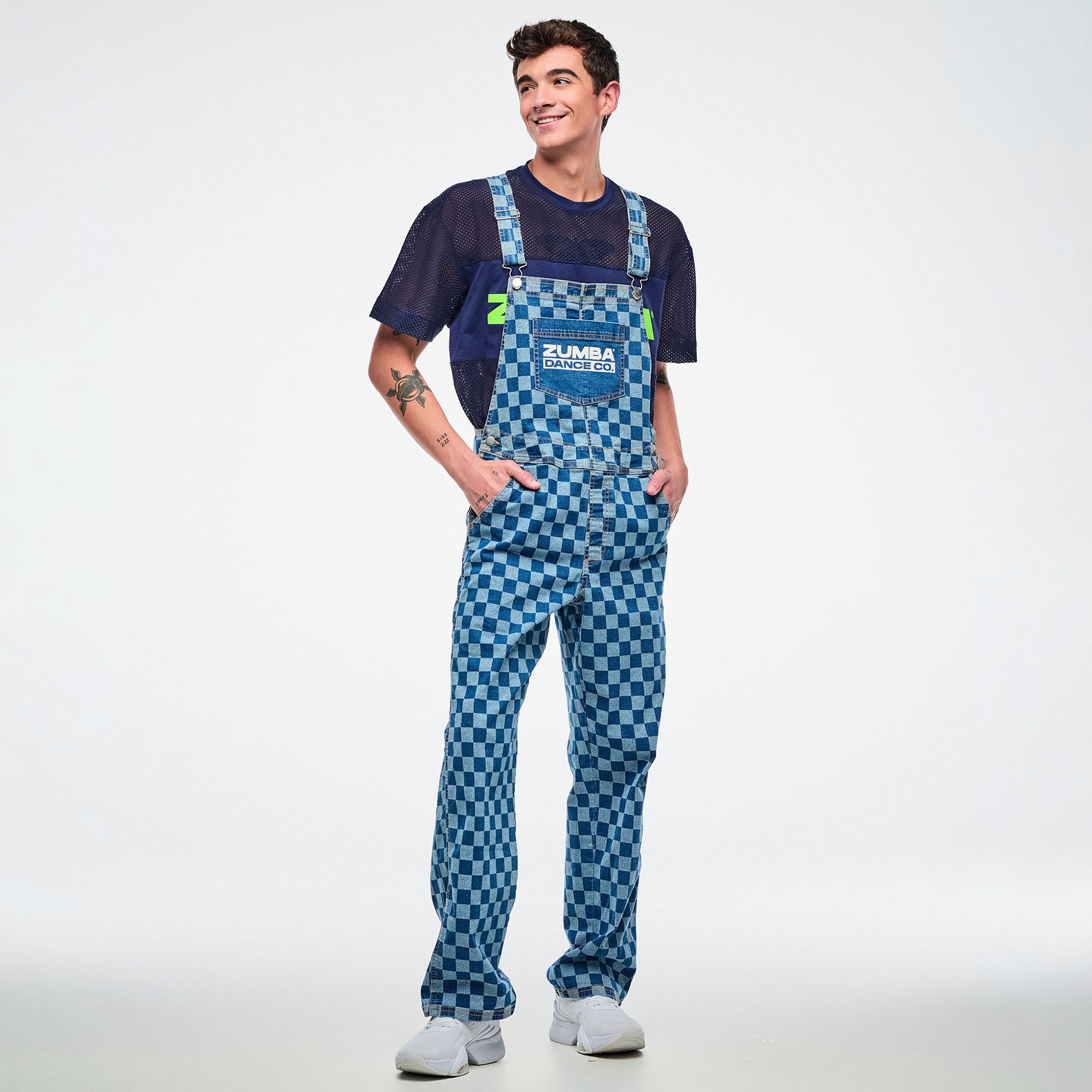 Jeansowe ogrodniczki w kratę