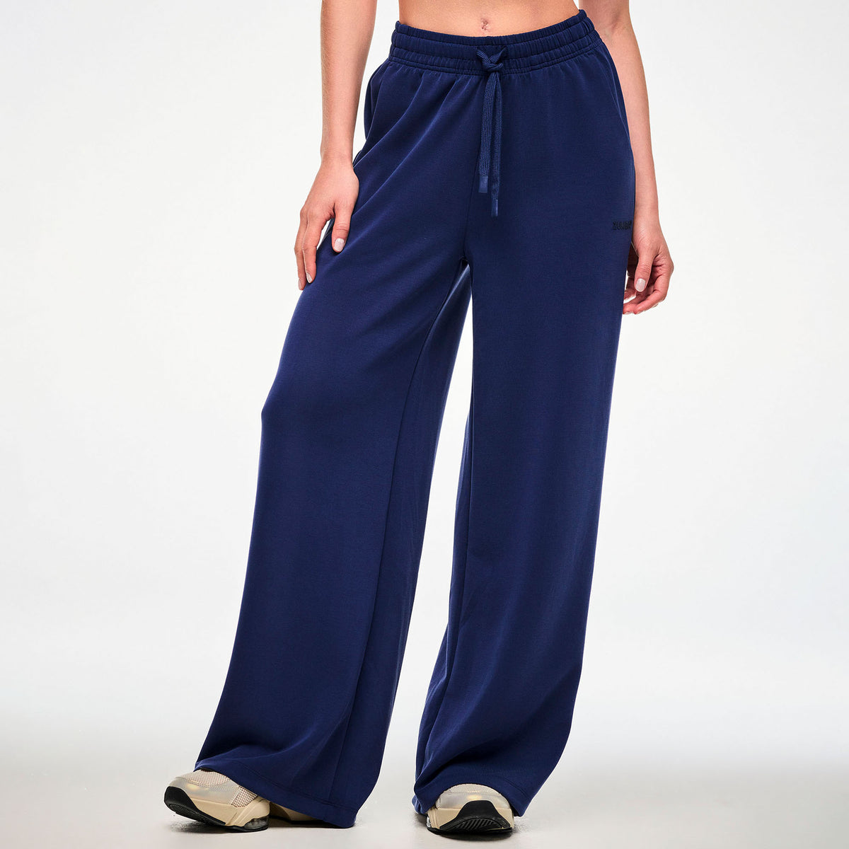 Granatowe spodnie z modalu z wysokim stanem — Zumba Wear FW26 Modal