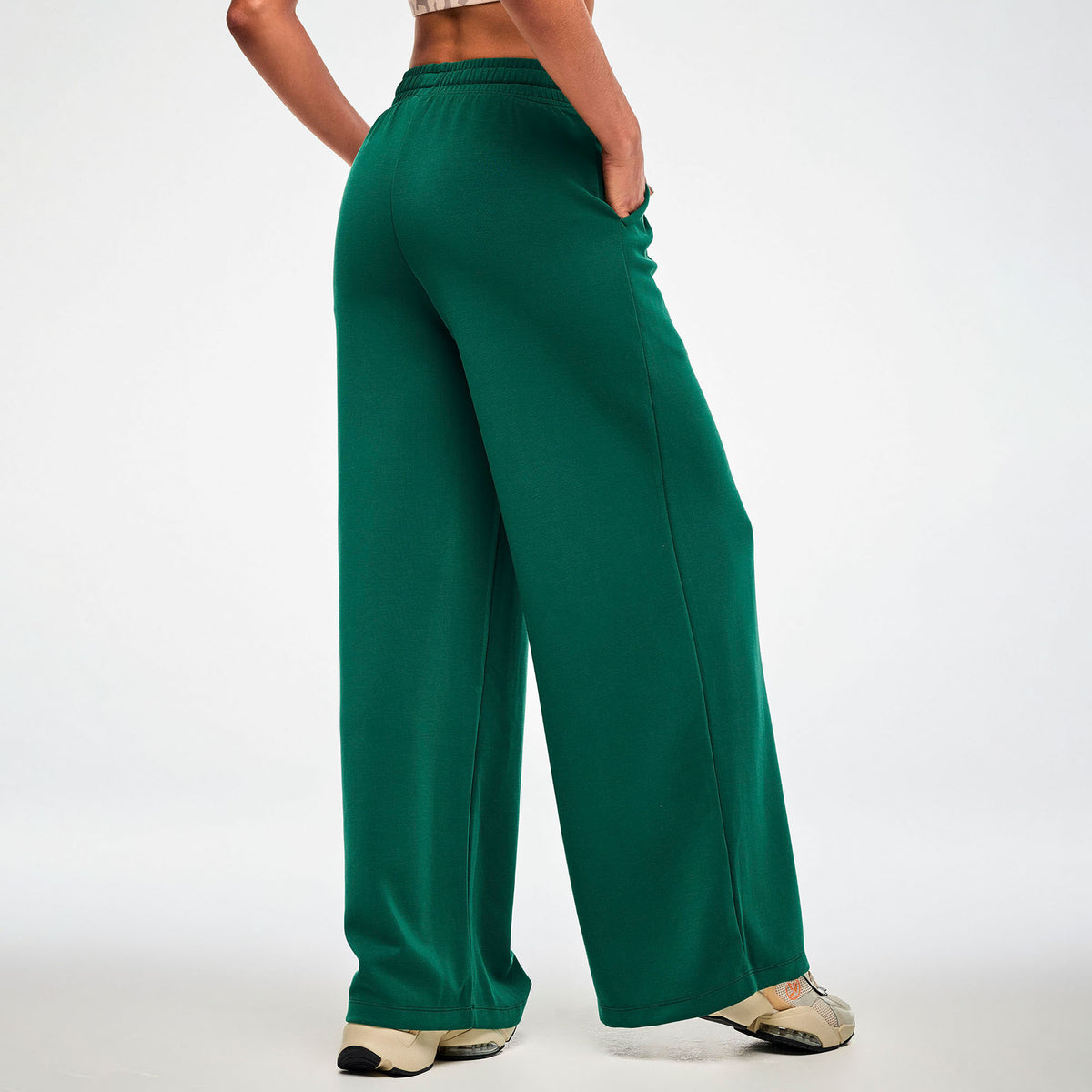 Zielone spodnie z modalu z wysokim stanem — Zumba Wear FW26 Modal