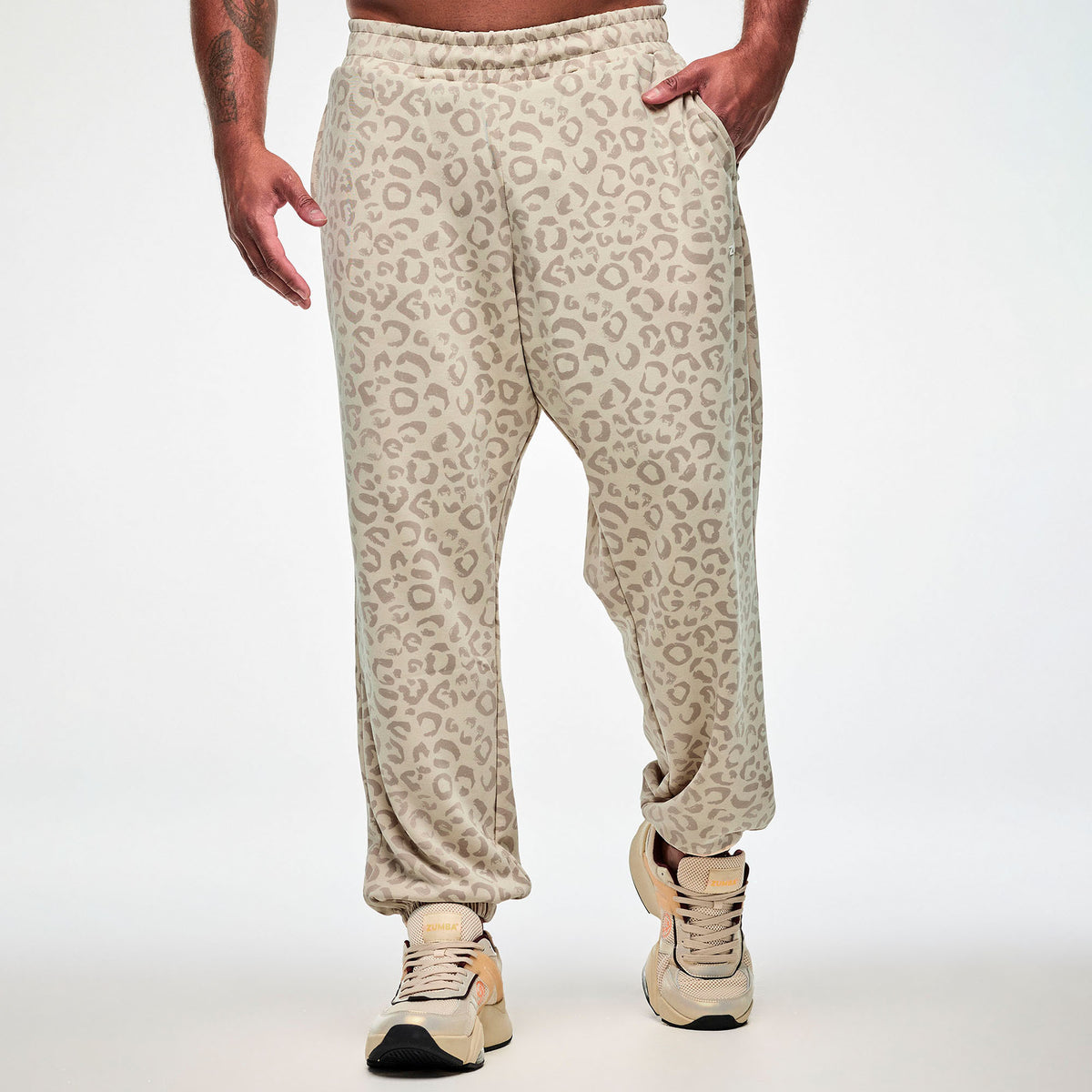 Beżowe spodnie z modalu w panterkę — Zumba Wear FW26 Modal