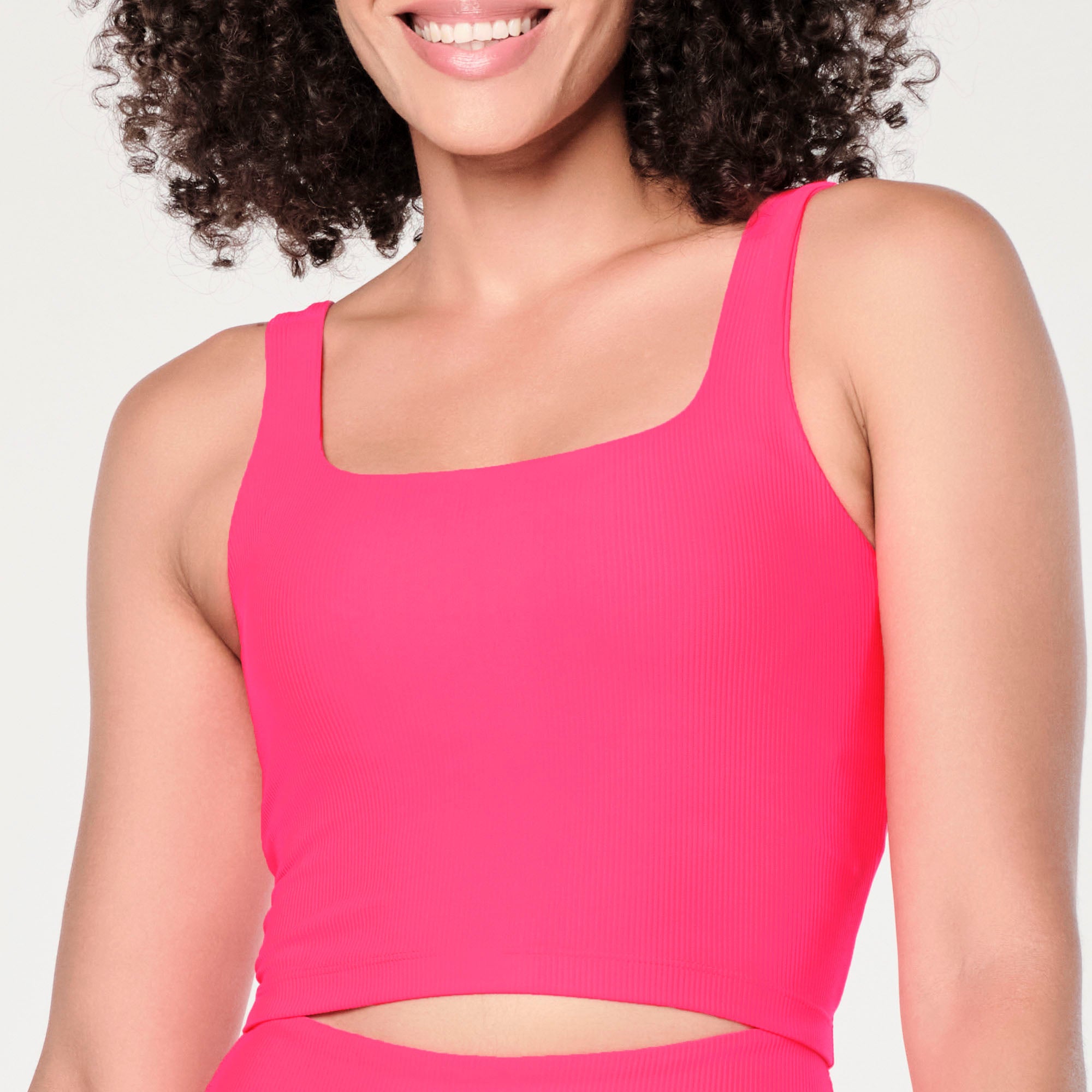 Crop top z wewnętrznym biustonoszem Zumba Prep