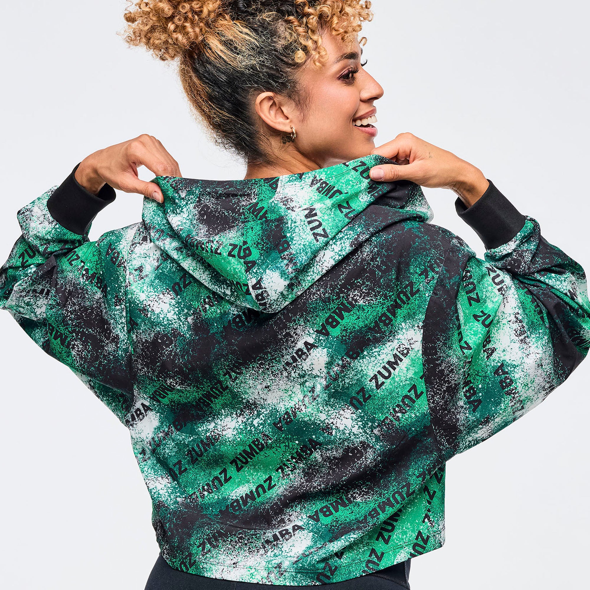 Kurtka z kapturem crop Zumba Apres