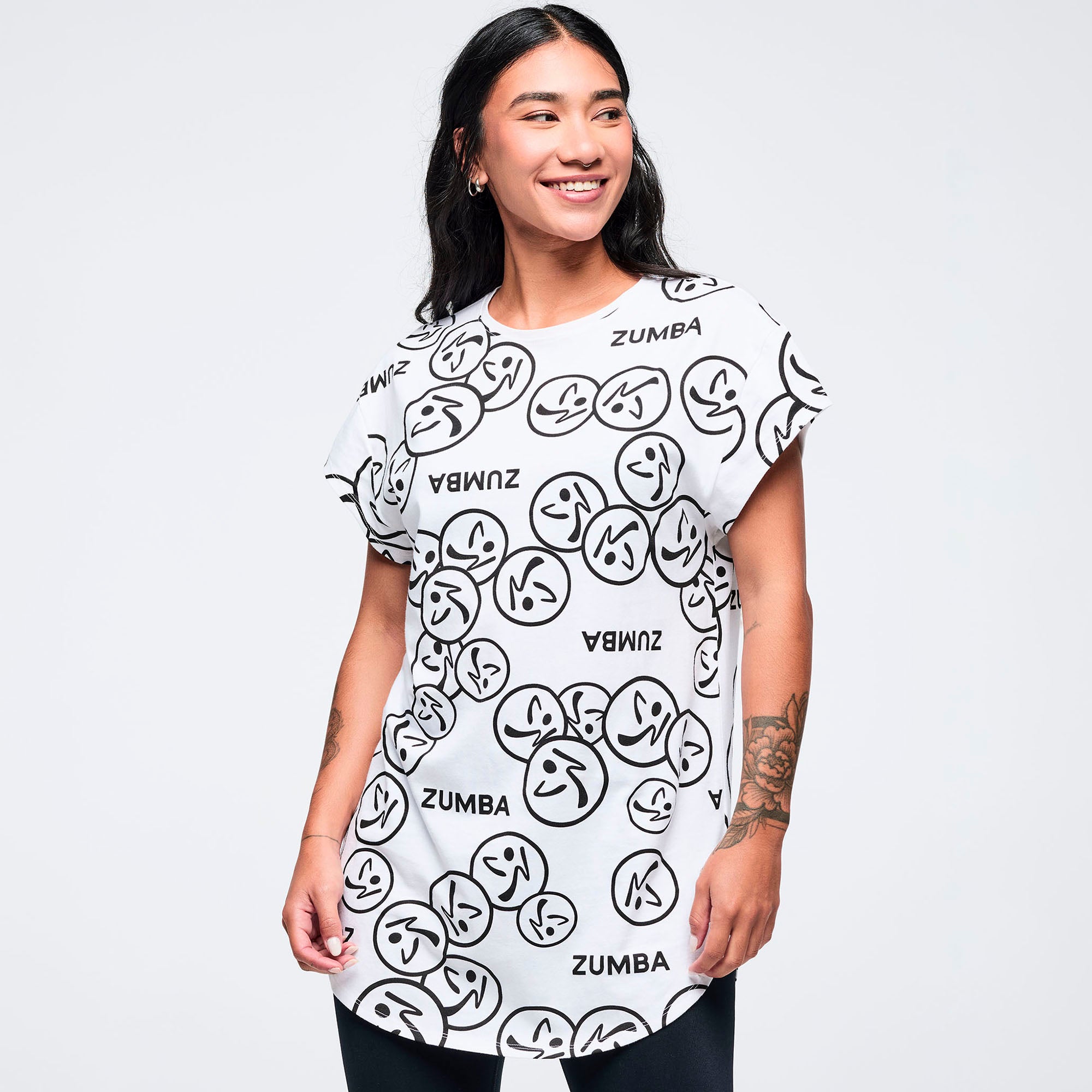 Koszulka z zaokrąglonym dołem Zumba Basic