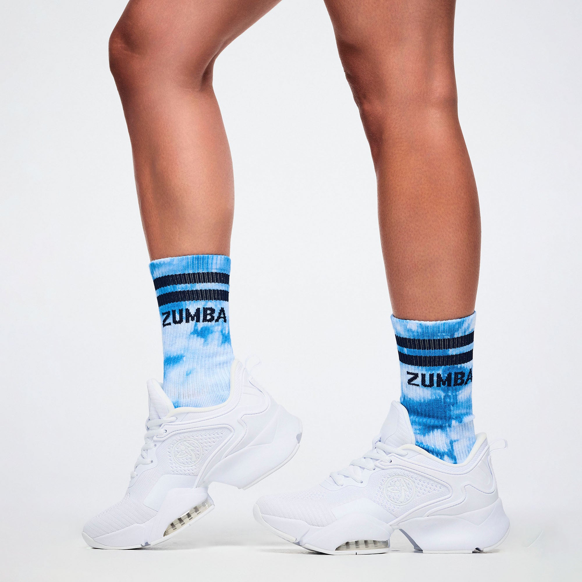 Niebieskie skarpety tie-dye