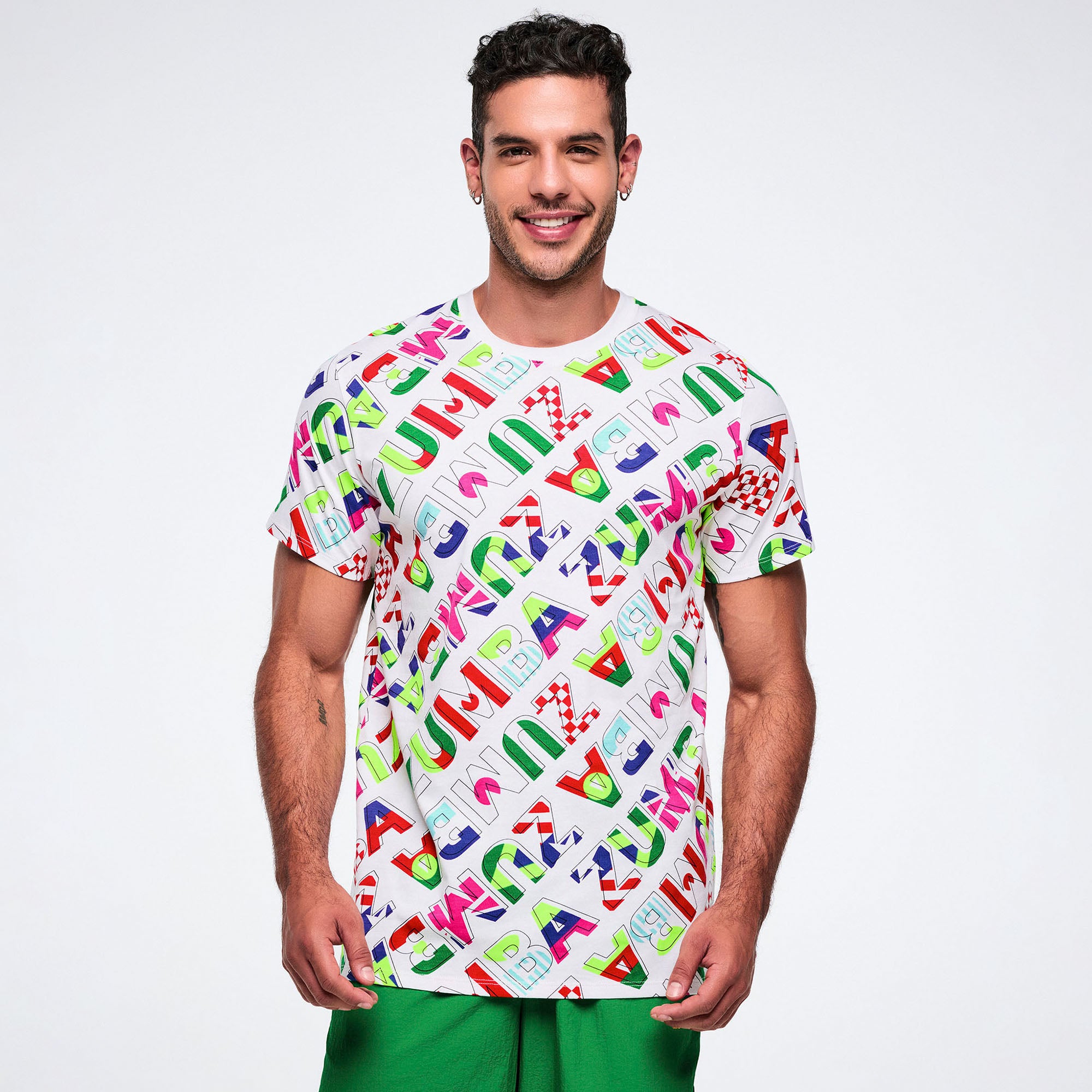 Biały sportowy t-shirt z kolorowym nadrukiem unisex