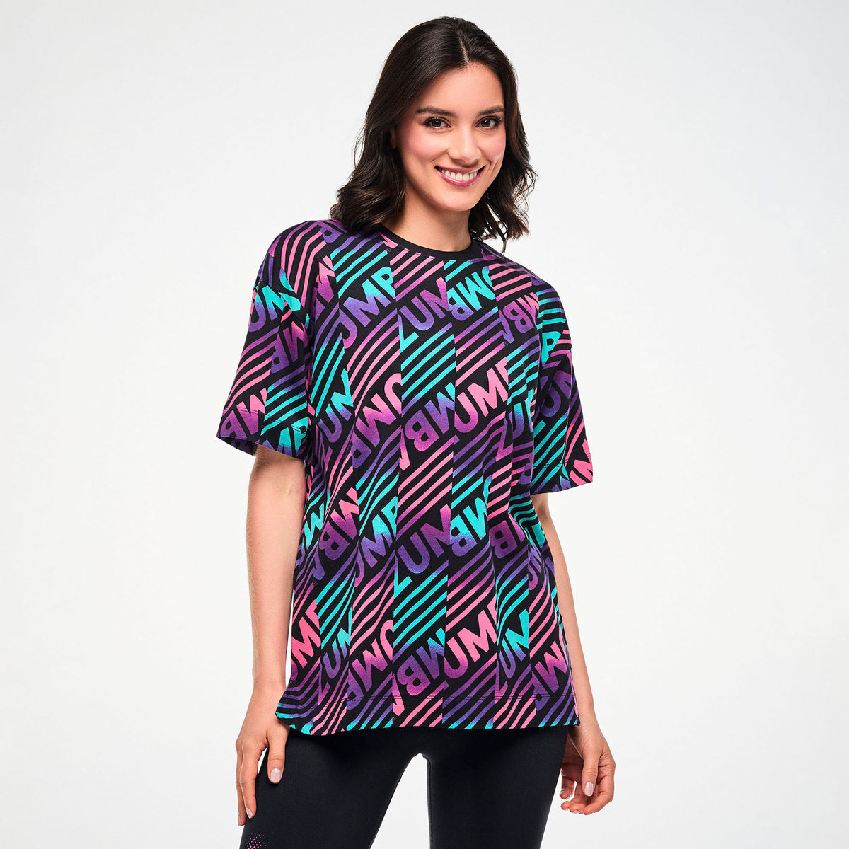 Czarna koszulka unisex w kolorowy wzór