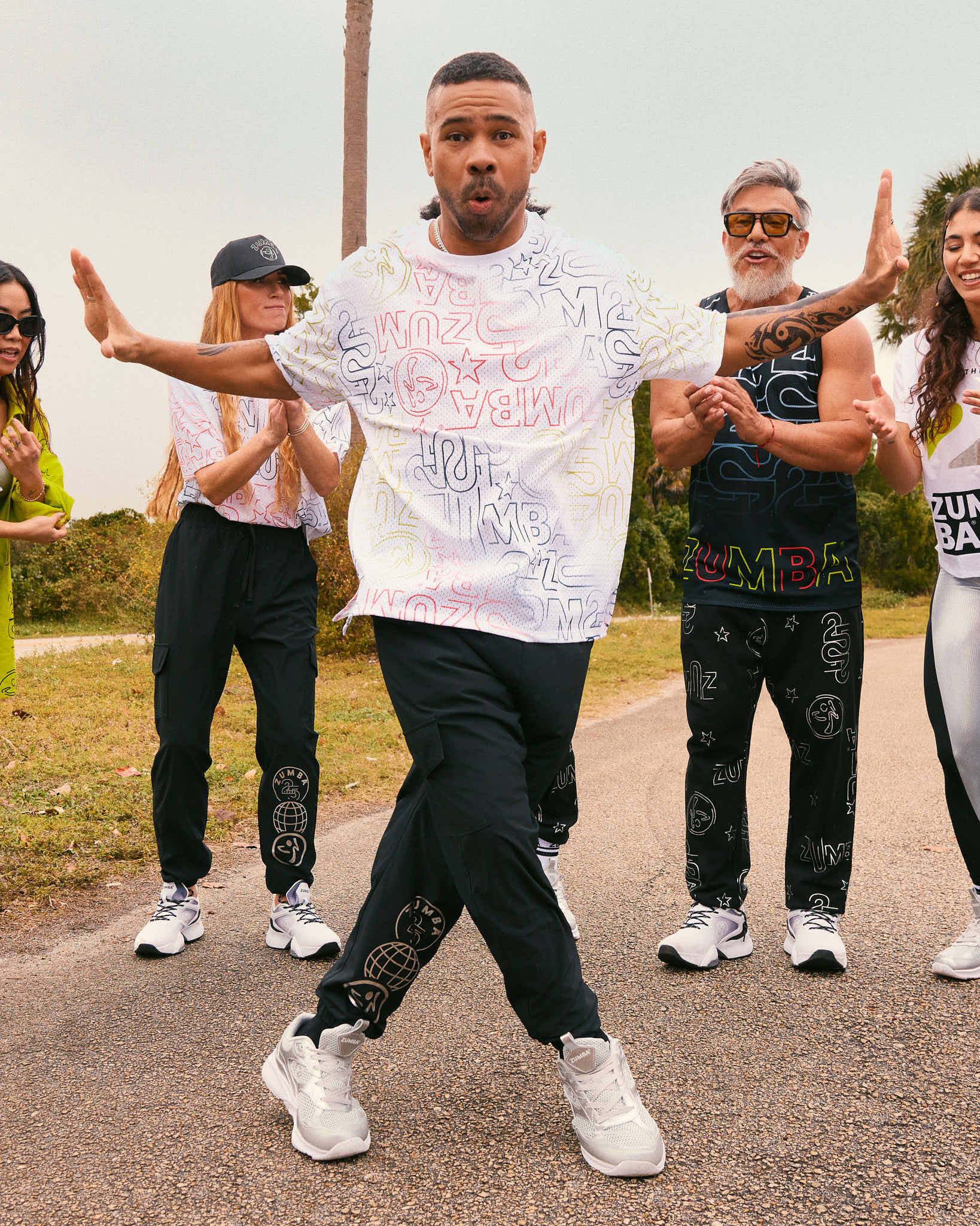 Biały T-shirt z siateczki