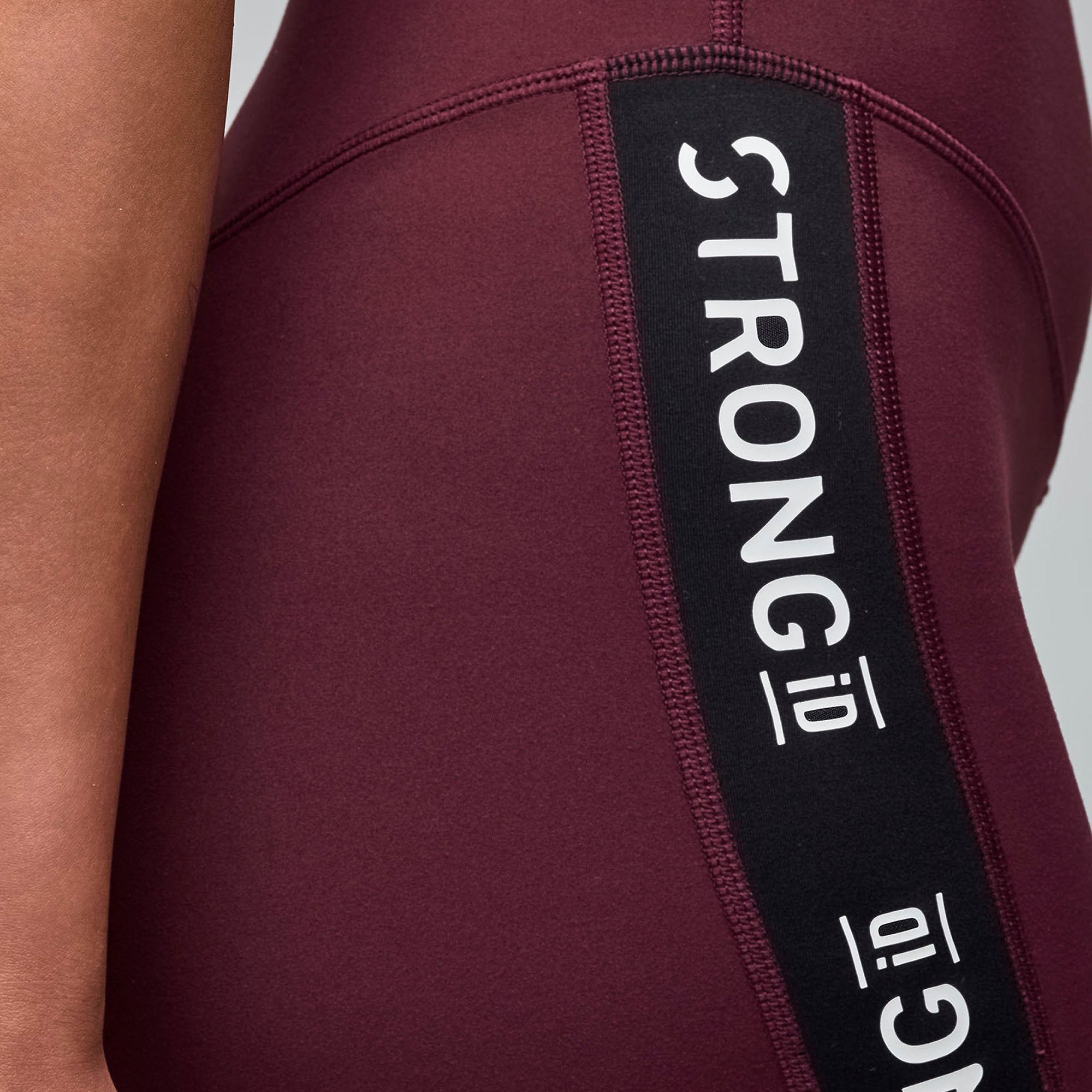 Legginsy bordowe z lampasem