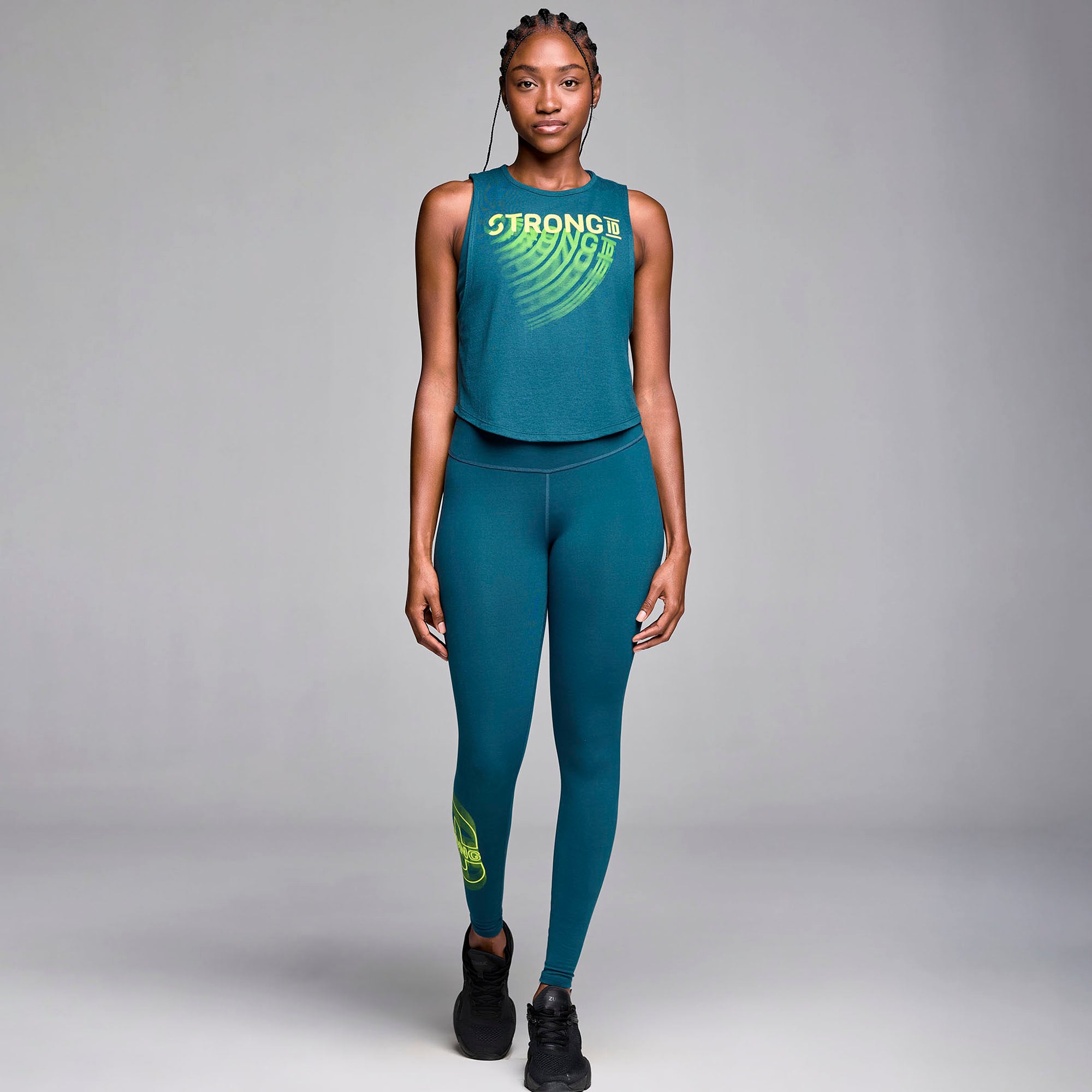 Koszulka na ramiączkach crop STRONG iD