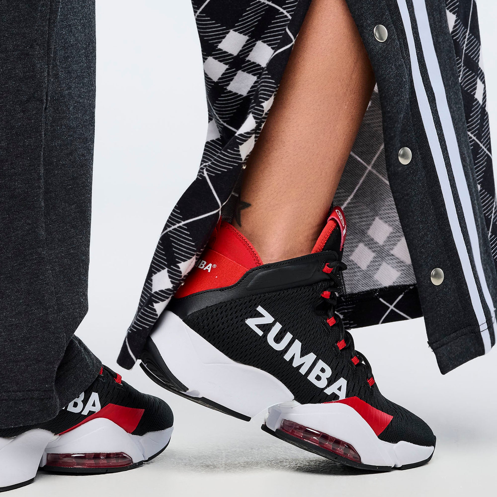 Spodnie z szeroką nogawką Zumba Eastern Flavor