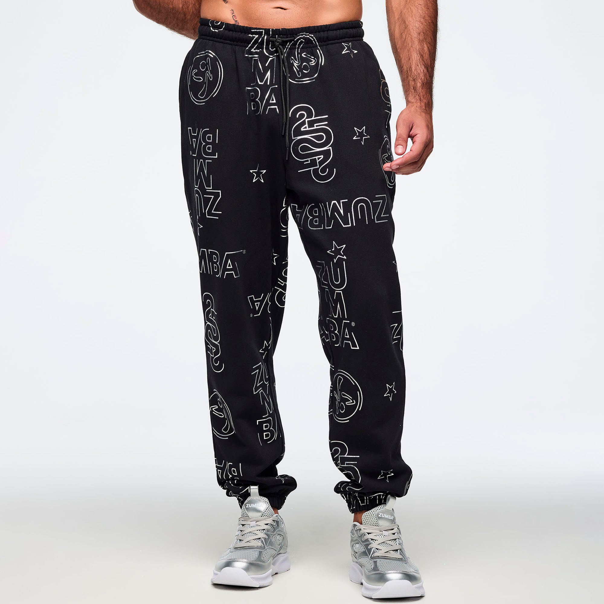 Czarne joggery z nadrukiem