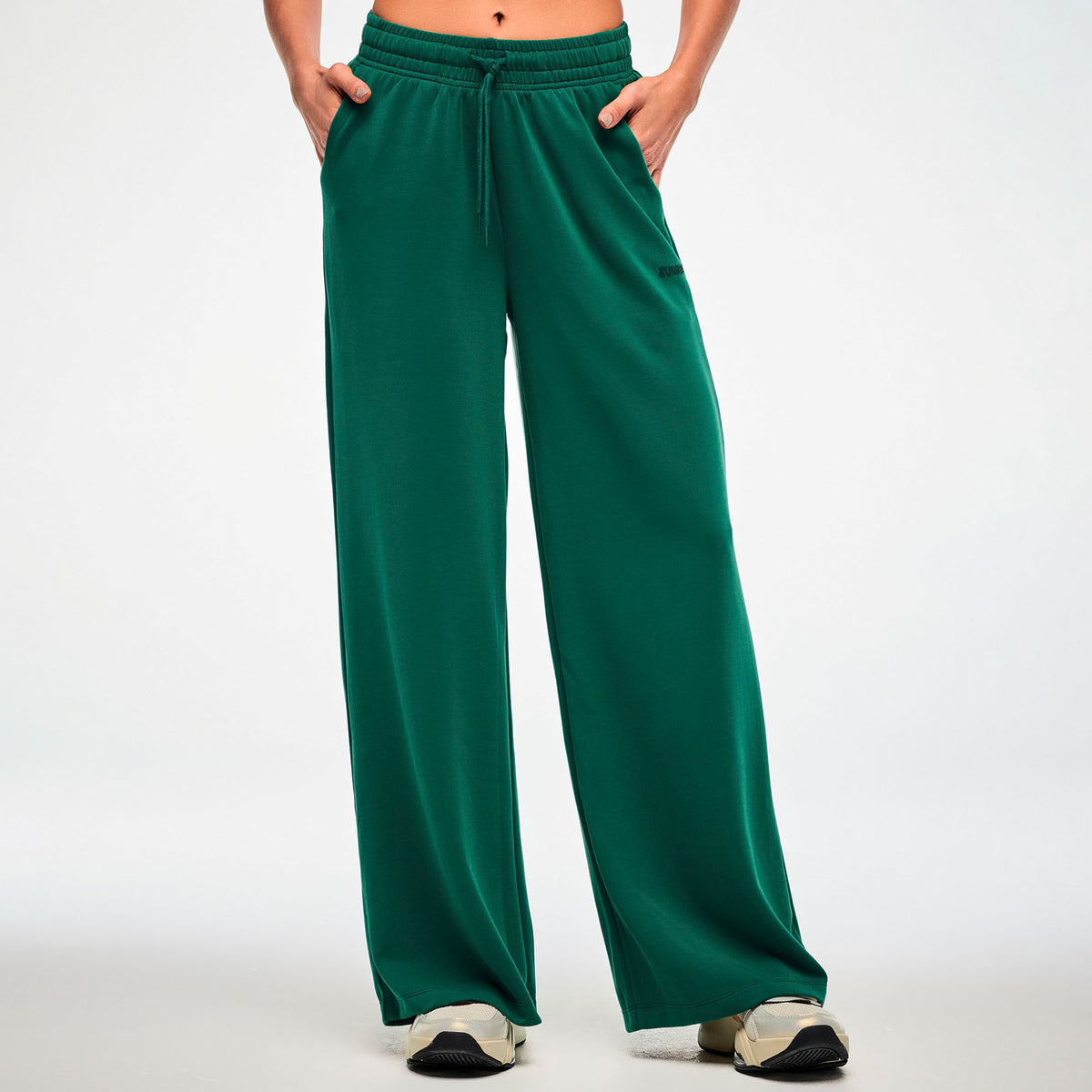 Zielone spodnie z modalu z wysokim stanem — Zumba Wear FW26 Modal