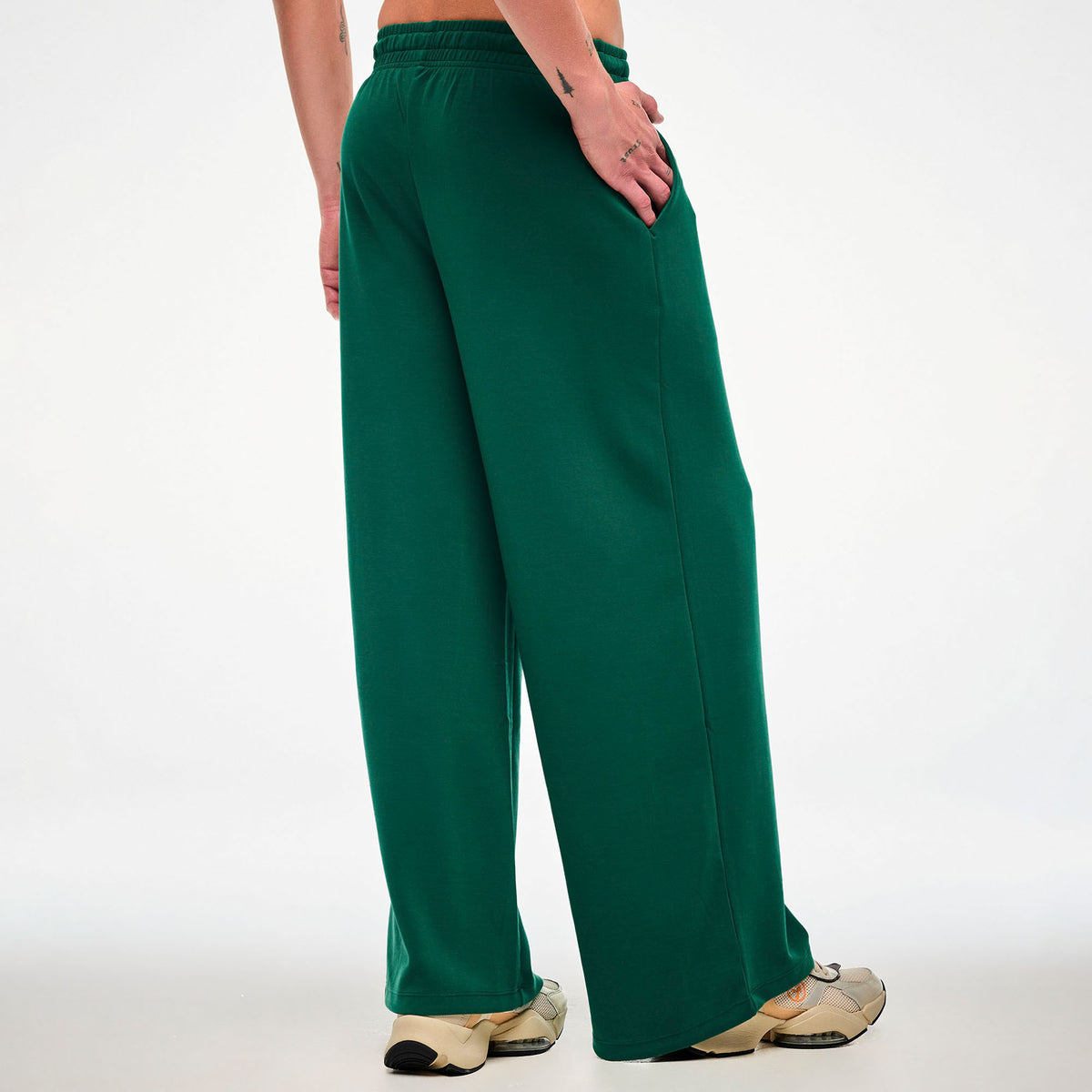 Zielone spodnie z modalu z wysokim stanem — Zumba Wear FW26 Modal