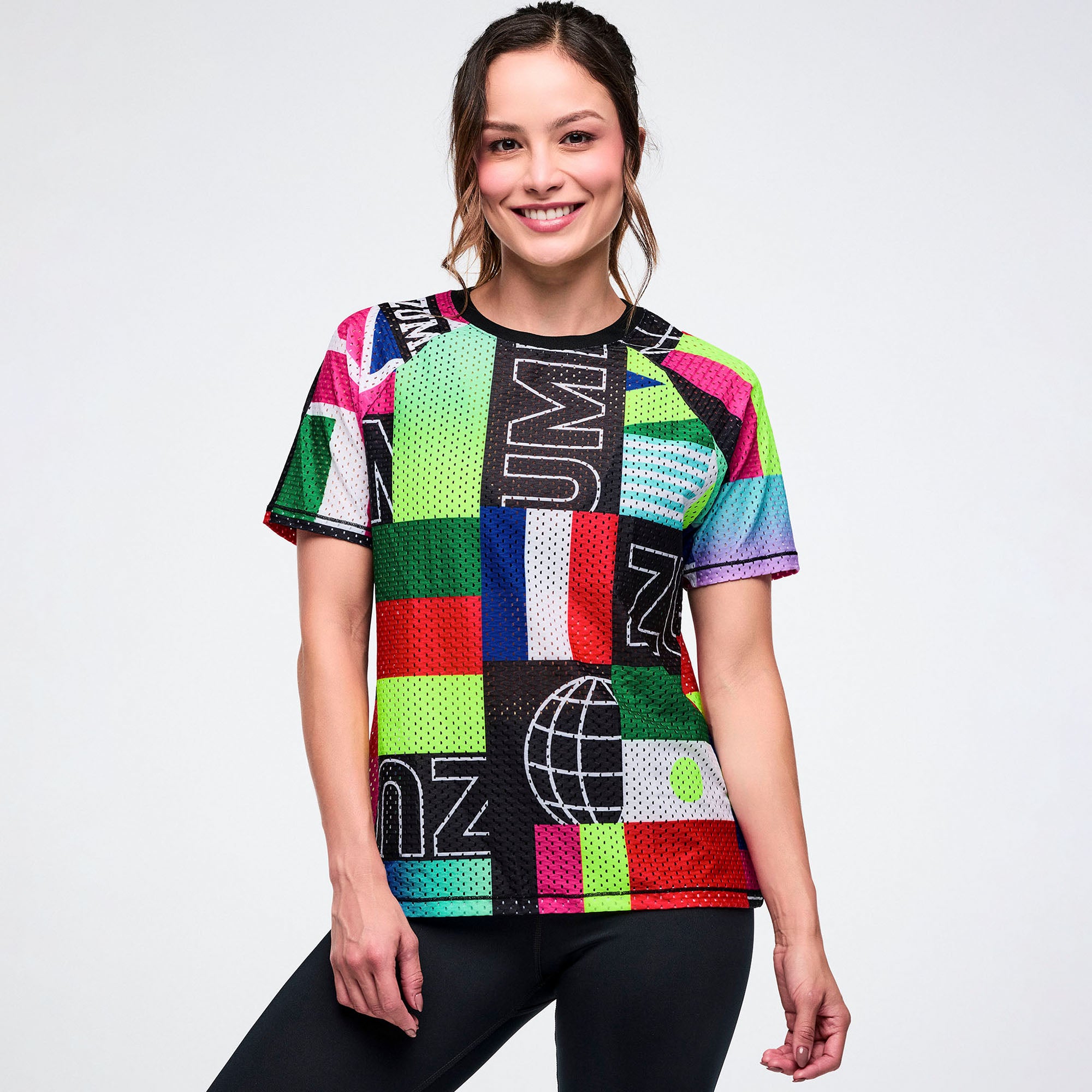 Kolorowy siateczkowy t-shirt z nadrukiem