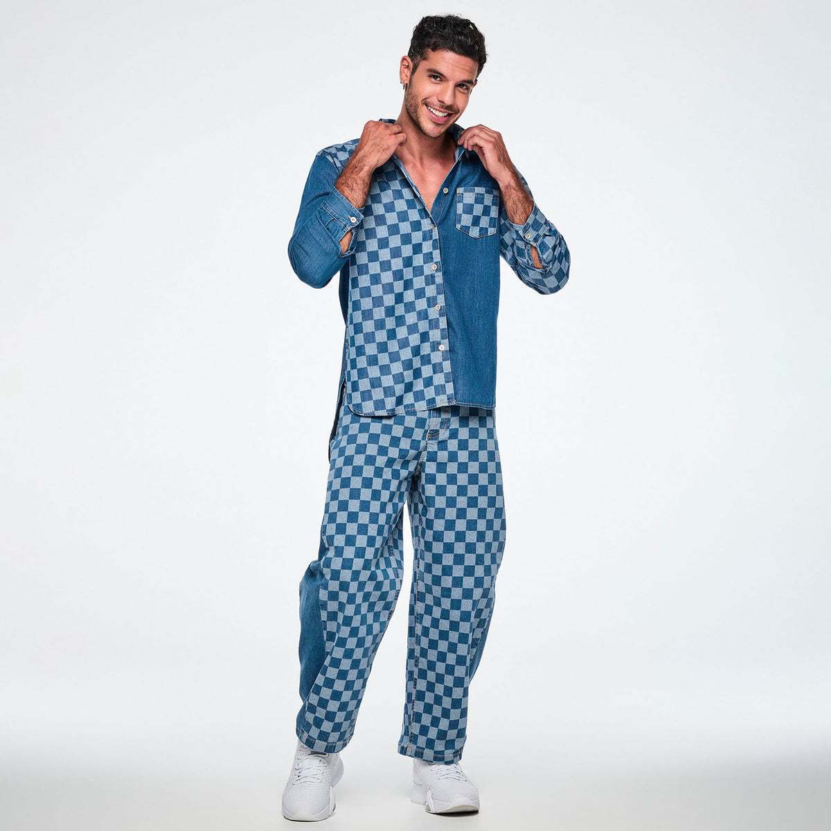 Jeansowa koszula w szachownicę – stylizacja w komplecie | Zumba Wear