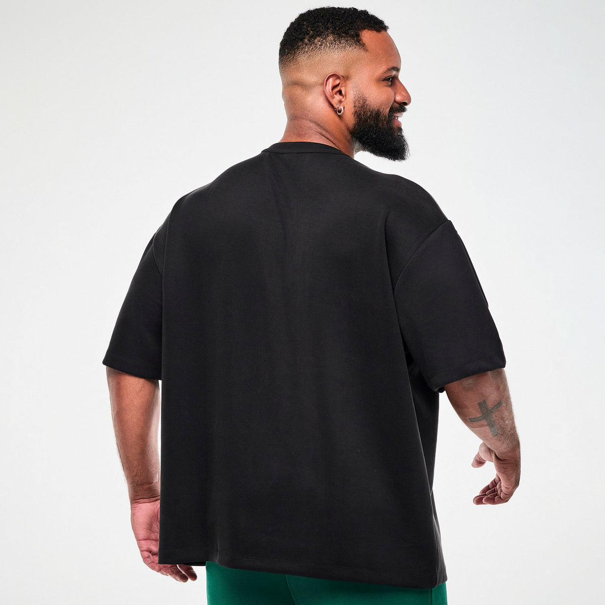Czarna koszulka oversize z modalu — Zumba Wear FW26 Modal