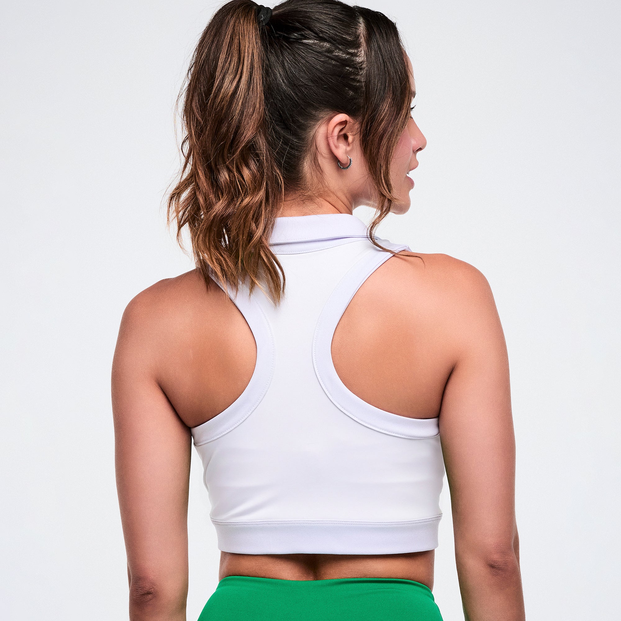 Biały crop sportowy polo