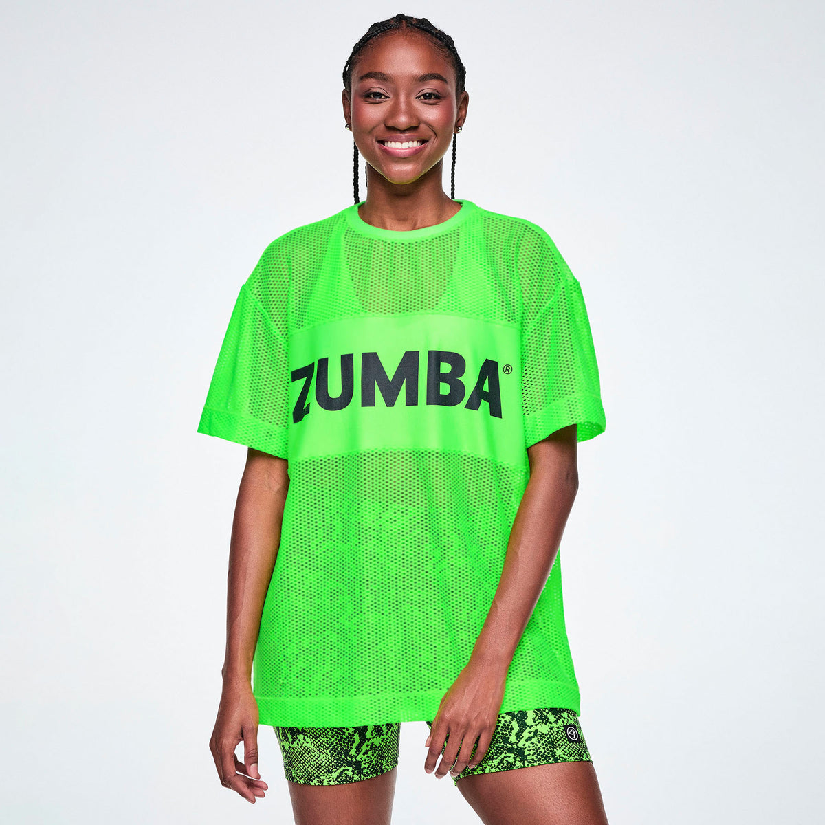 Zielona koszulka boxy z siateczki z panelem – widok z przodu | Zumba Wear