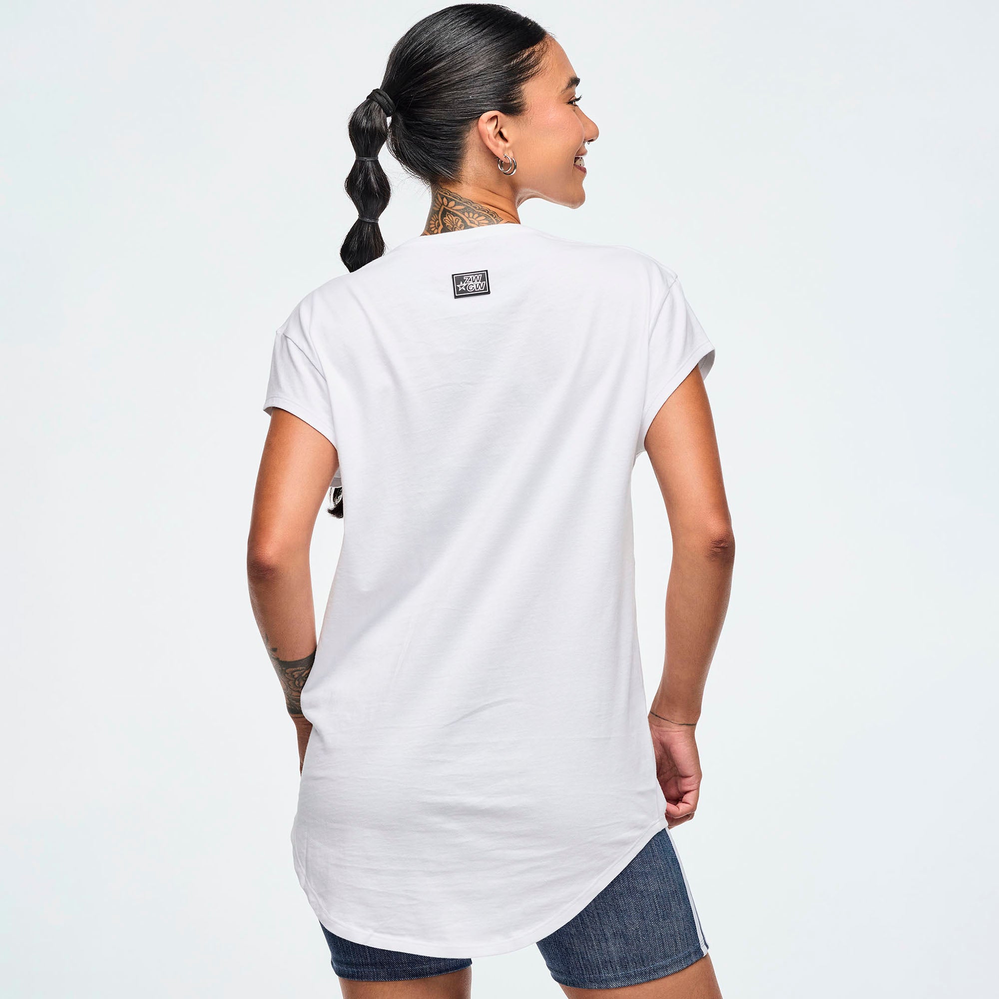 Koszulka z zaokrąglonym dołem Zumba ZW