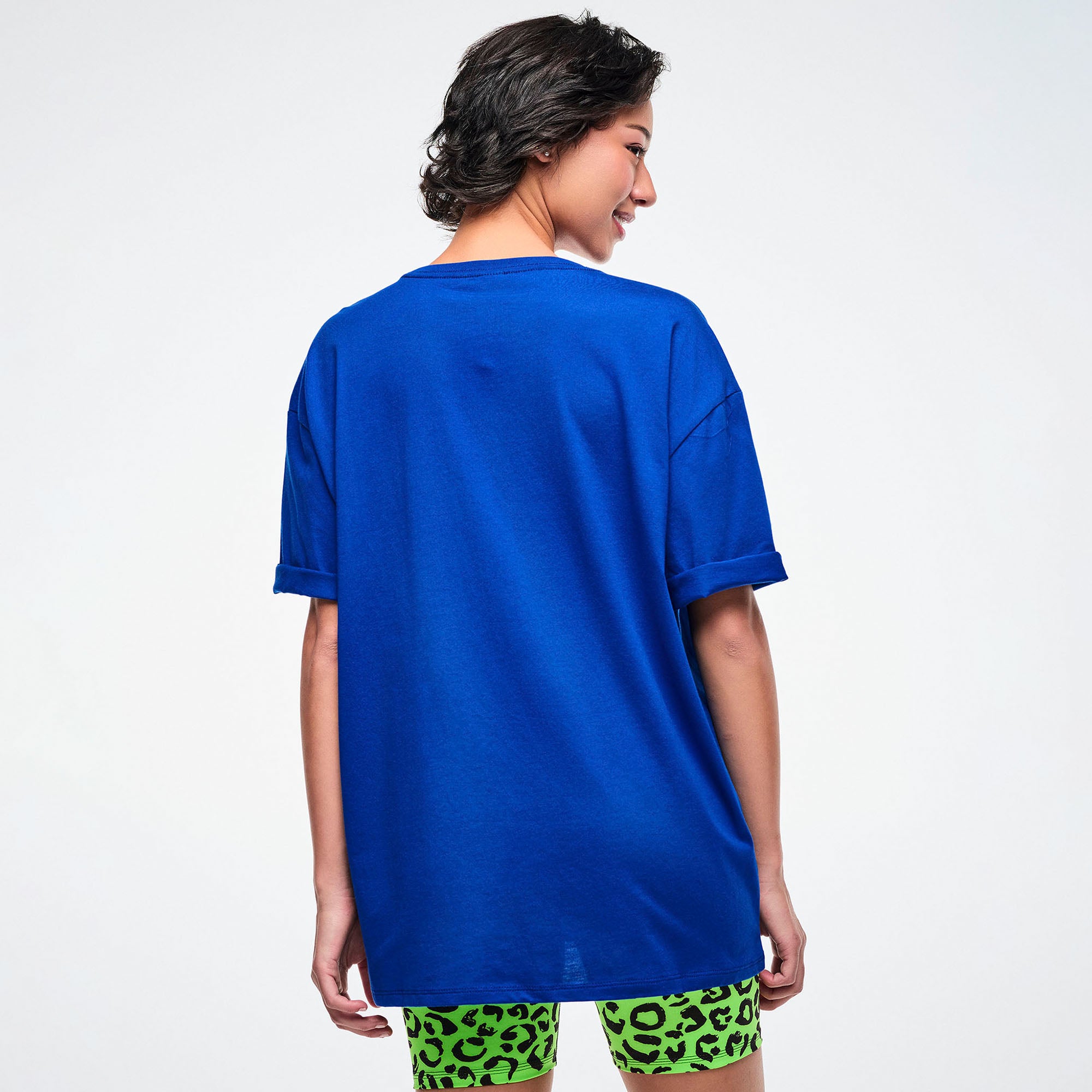 Niebieski T-shirt oversize